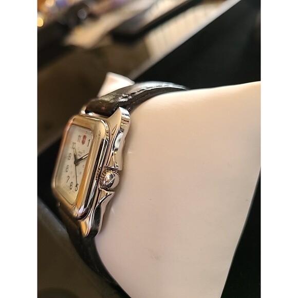 LEXUS VICTORINOX SWISS ARMY WOMENS WATCH CASE CALENDAR 700106485 SWISS MADE - Picture 5 of 10